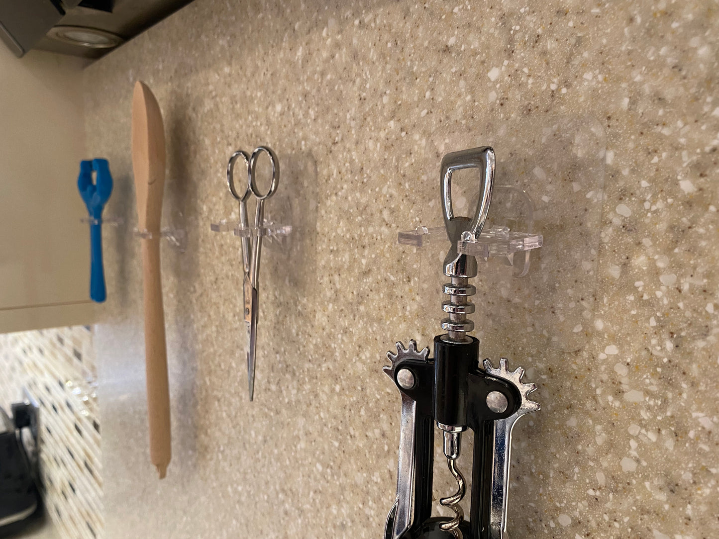 Ultra Hooks - Drop 'N' Lock (x5 Large & Small Hooks)