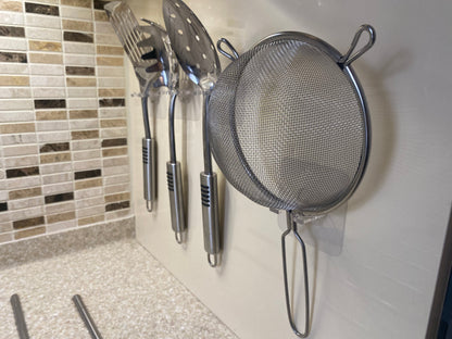 Ultra Hooks - Drop 'N' Lock (x5 Large & Small Hooks)